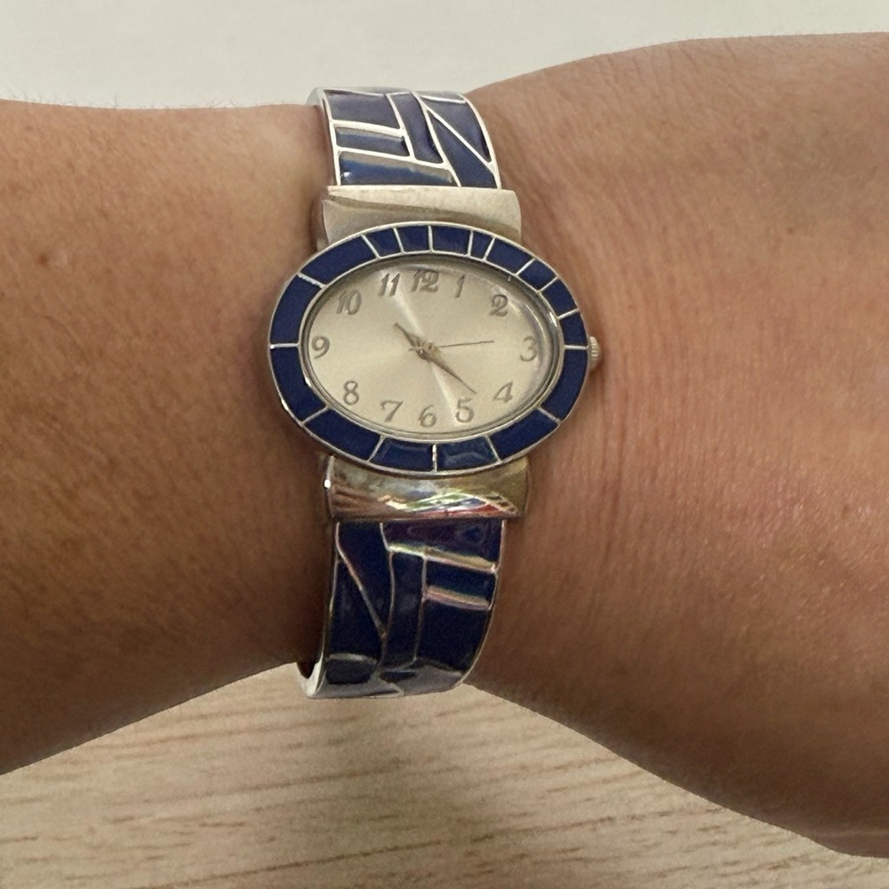 Open Cuff Womens Analog Watch Silver Tone Blue Oval Dial 6.5" Japan Movement - Picture 1 of 8